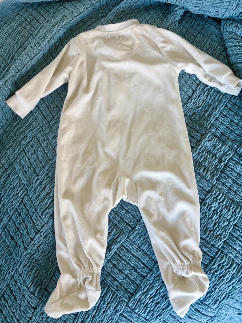 Nike White velour Footed One-Piece Baby Sleeper 9 mo
